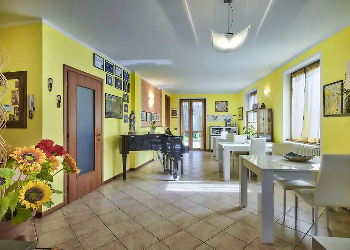 B&b-foresteria Casa Della Musica Mandello del Lario