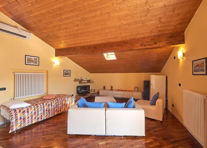 B&b-foresteria Casa Della Musica 4*