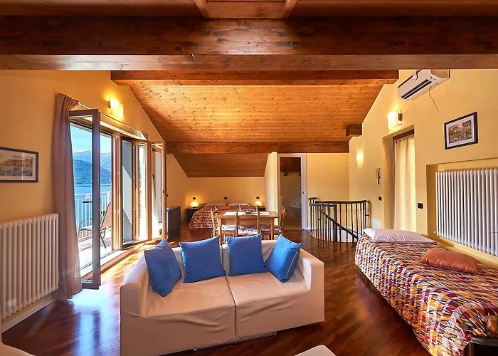 B&b-foresteria Casa Della Musica Mandello del Lario