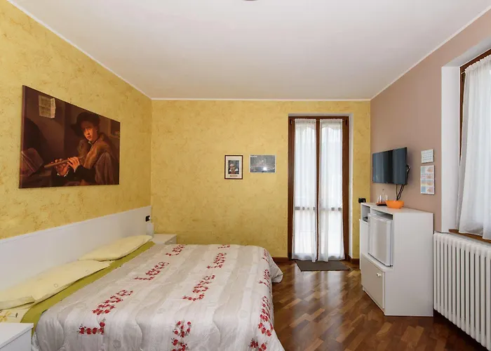 B&b-foresteria Casa Della Musica Bed & Breakfast Mandello del Lario