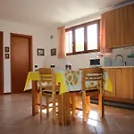 B&b-foresteria Casa Della Musica مانديلو ديل لاريو