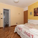 B&b-foresteria Casa Della Musica مانديلو ديل لاريو