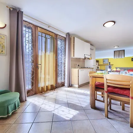 B&b-foresteria Casa Della Musica Oda ve Kahvaltı 4*