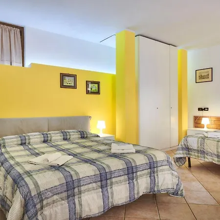 Nocleg ze śniadaniem B&b-foresteria Casa Della Musica 3*