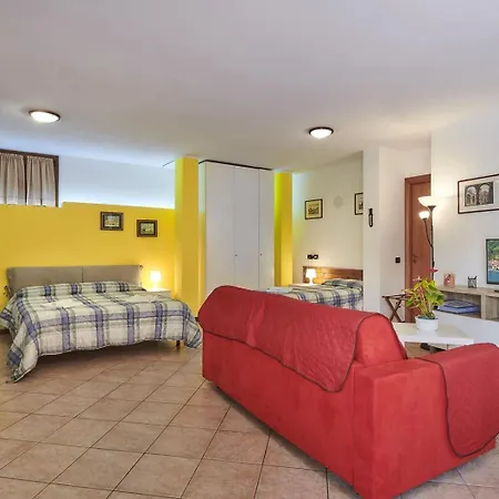 B&b-foresteria Casa Della Musica Oda ve Kahvaltı Mandello del Lario