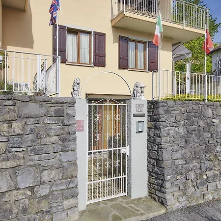 Bed & Breakfast B&b-foresteria Casa Della Musica 4*