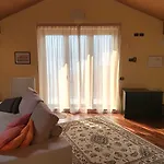 Nocleg ze śniadaniem B&b-foresteria Casa Della Musica 4*