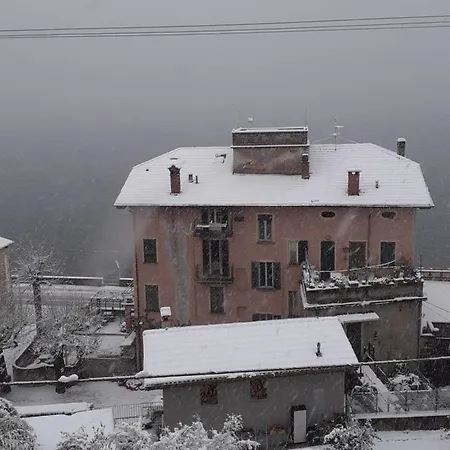 B&b-foresteria Casa Della Musica 3* מנדלו דל לאריו