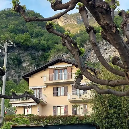 לינה וארוחת בוקר B&b-foresteria Casa Della Musica