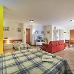Bed & Breakfast B&b-foresteria Casa Della Musica