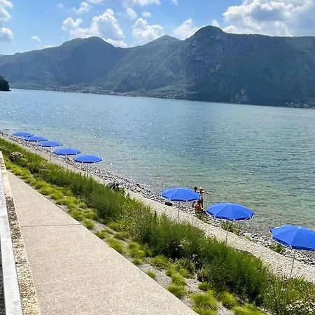 B&b-foresteria Casa Della Musica Couette-café Mandello del Lario