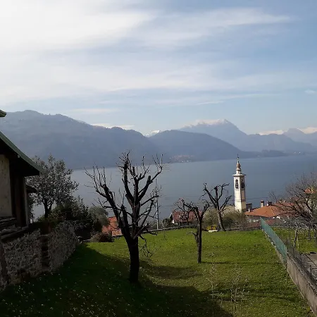 B&b-foresteria Casa Della Musica Couette-café